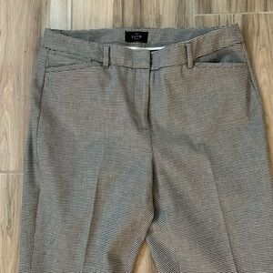 White House black market slim ankle black white check 4